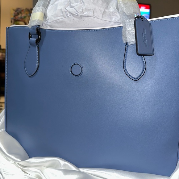 Coach Theo in Powder Blue - Brand new also on MP - Picture 9 of 12